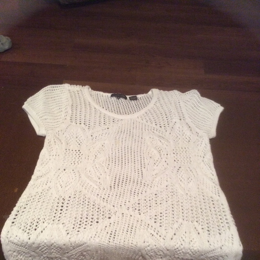 Jean Pierre medium SS crocheted look sweater top